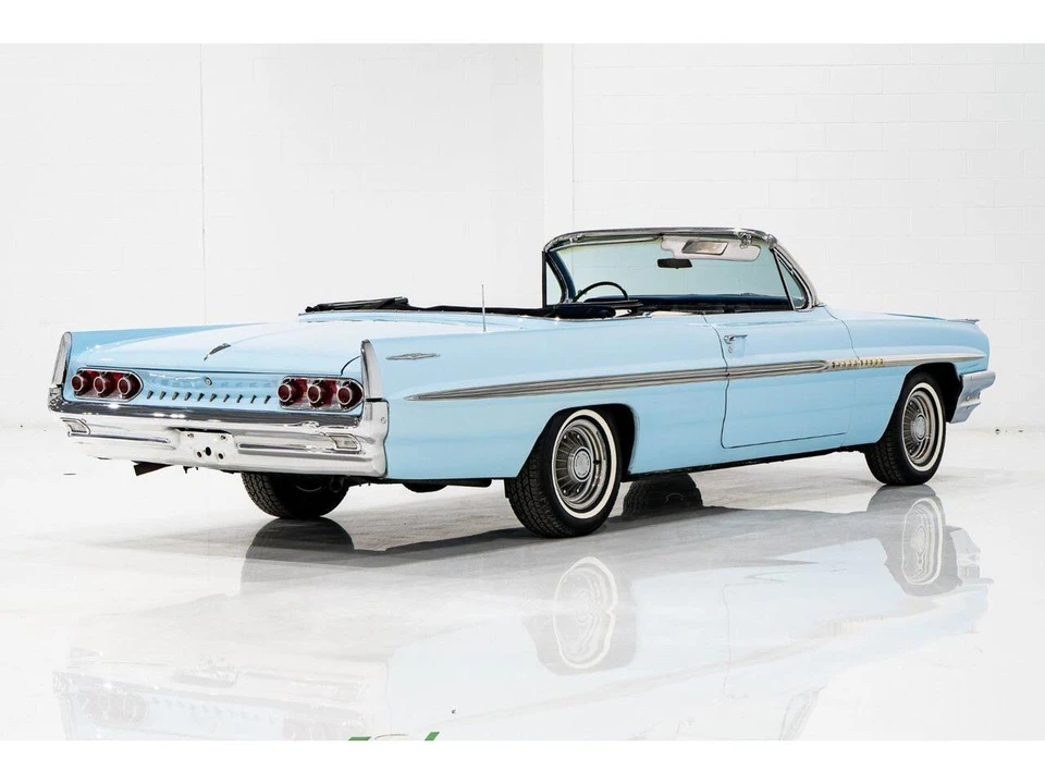 1961 Pontiac Bonneville 2nd Gen - Image 22 of 31
