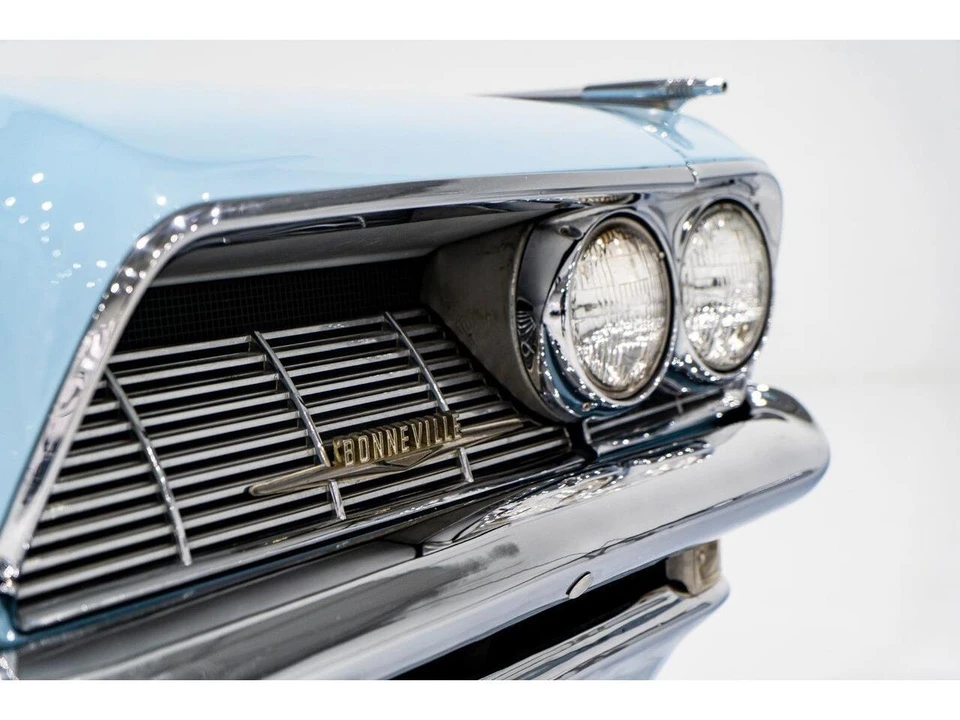 1961 Pontiac Bonneville 2nd Gen - Image 4 of 31