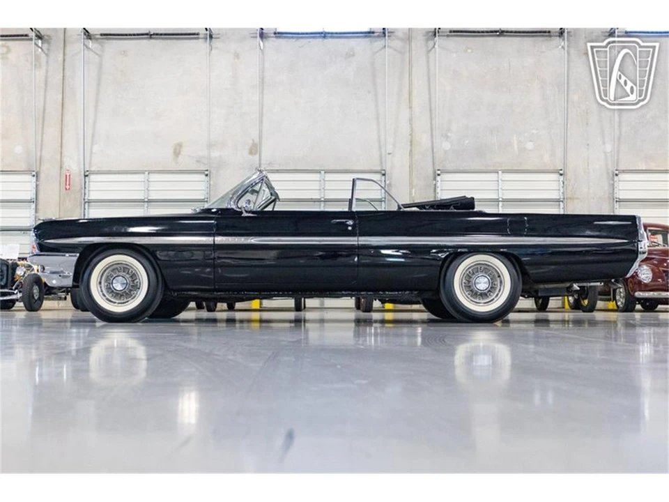 1961 Pontiac Bonneville 2nd Gen - Image 8 of 31