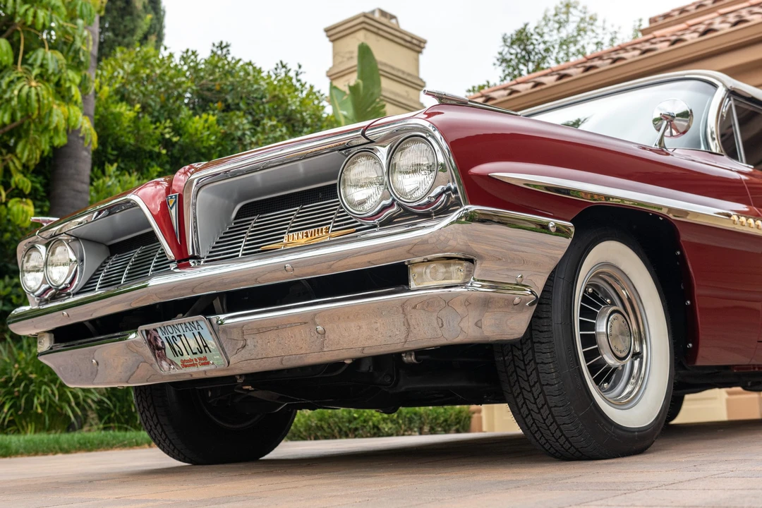 1961 Pontiac Bonneville 2nd Gen - Image 14 of 31
