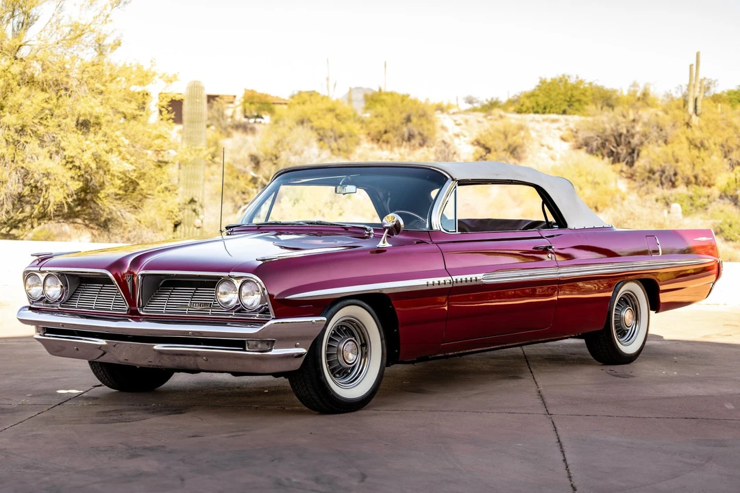 1961 Pontiac Bonneville 2nd Gen - Image 8 of 31
