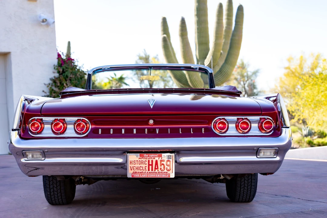 1961 Pontiac Bonneville 2nd Gen - Image 7 of 31