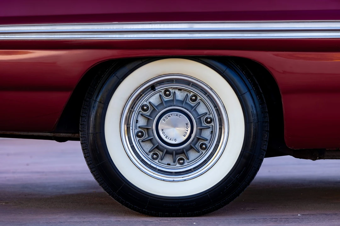1961 Pontiac Bonneville 2nd Gen - Image 31 of 31