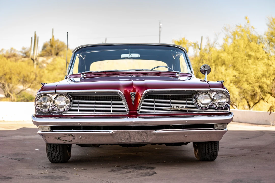 1961 Pontiac Bonneville 2nd Gen - Image 9 of 31
