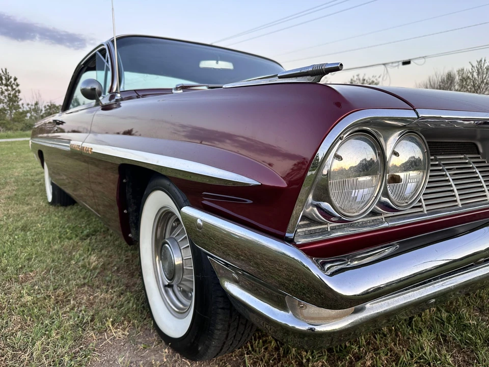 1961 Pontiac Bonneville 2nd Gen - Image 18 of 31