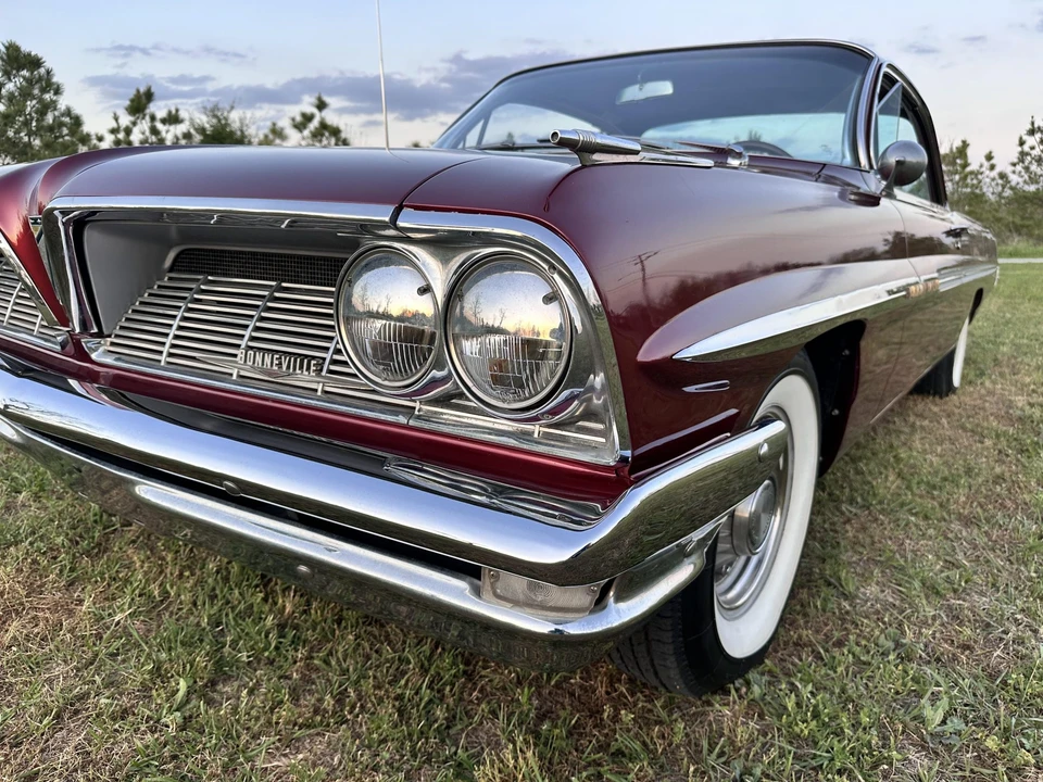 1961 Pontiac Bonneville 2nd Gen - Image 17 of 31
