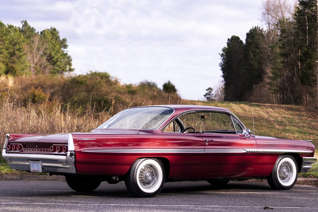 1961 Pontiac Bonneville 2nd Gen - Image 6 of 31
