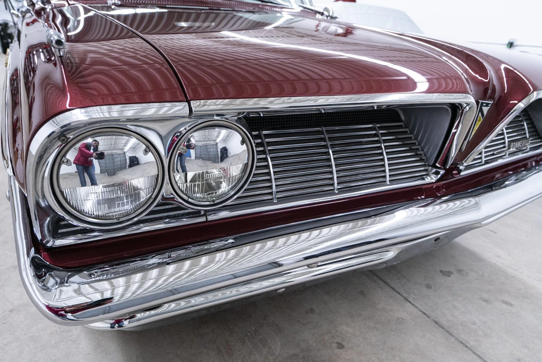 1961 Pontiac Bonneville 2nd Gen - Image 14 of 31