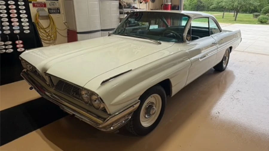 1961 Pontiac Catalina 3rd Gen - Image 5 of 14