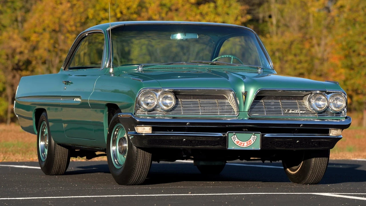 1961 Pontiac Catalina 3rd Gen - Image 12 of 31