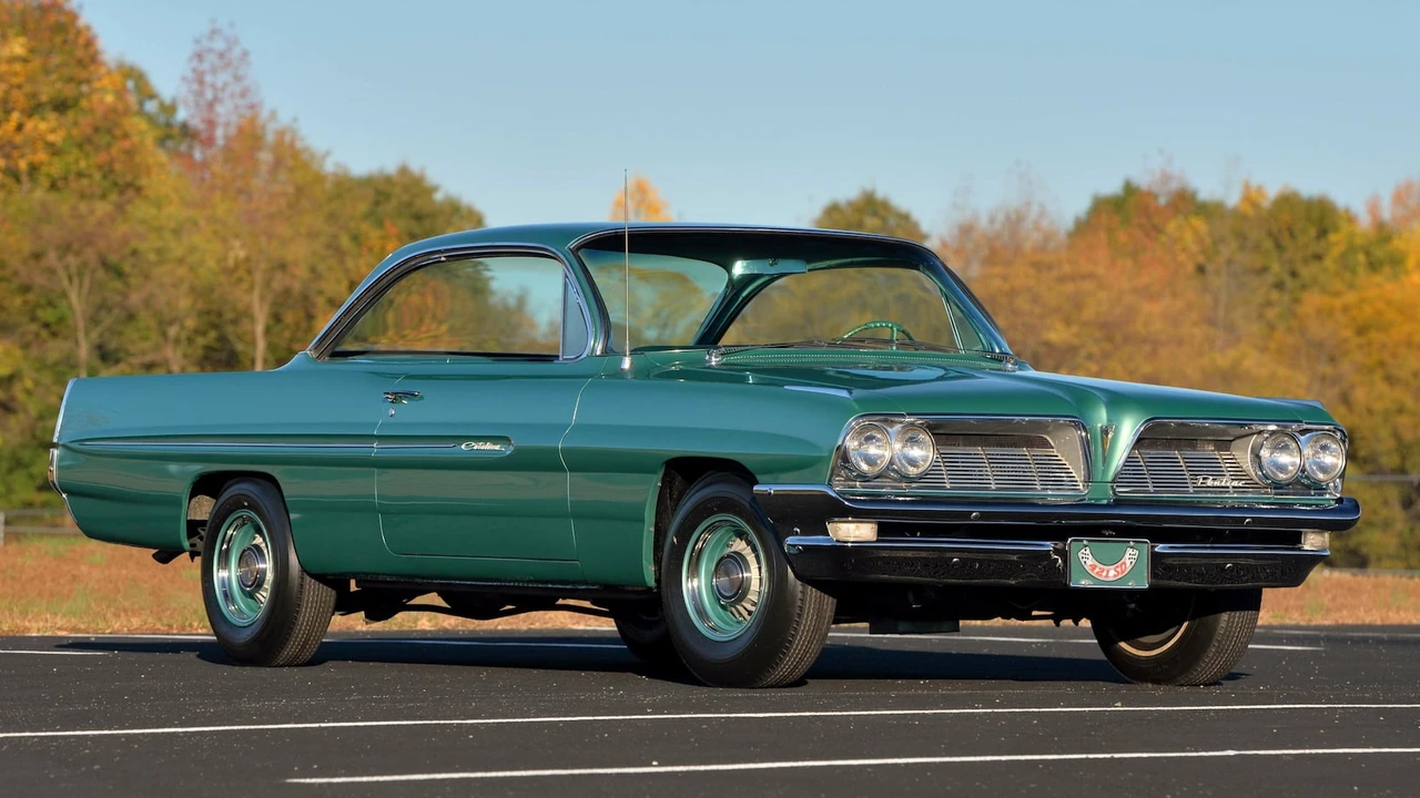 1961 Pontiac Catalina 3rd Gen - Image 29 of 31