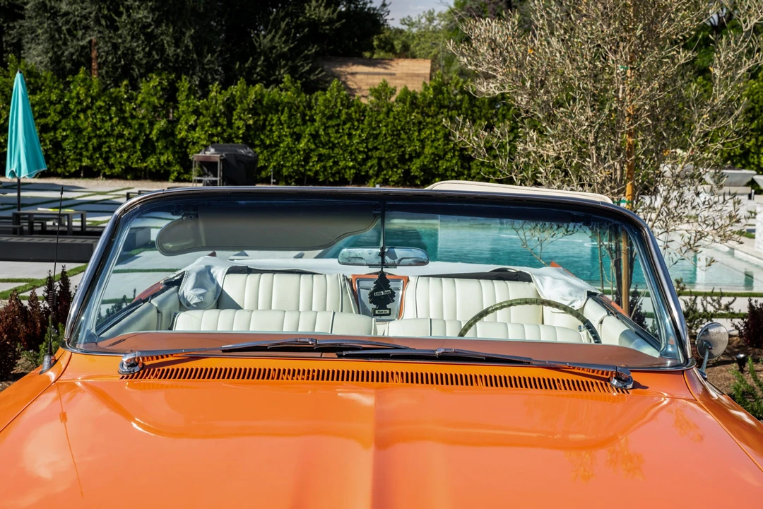 1961 Pontiac Catalina 3rd Gen - Image 25 of 31
