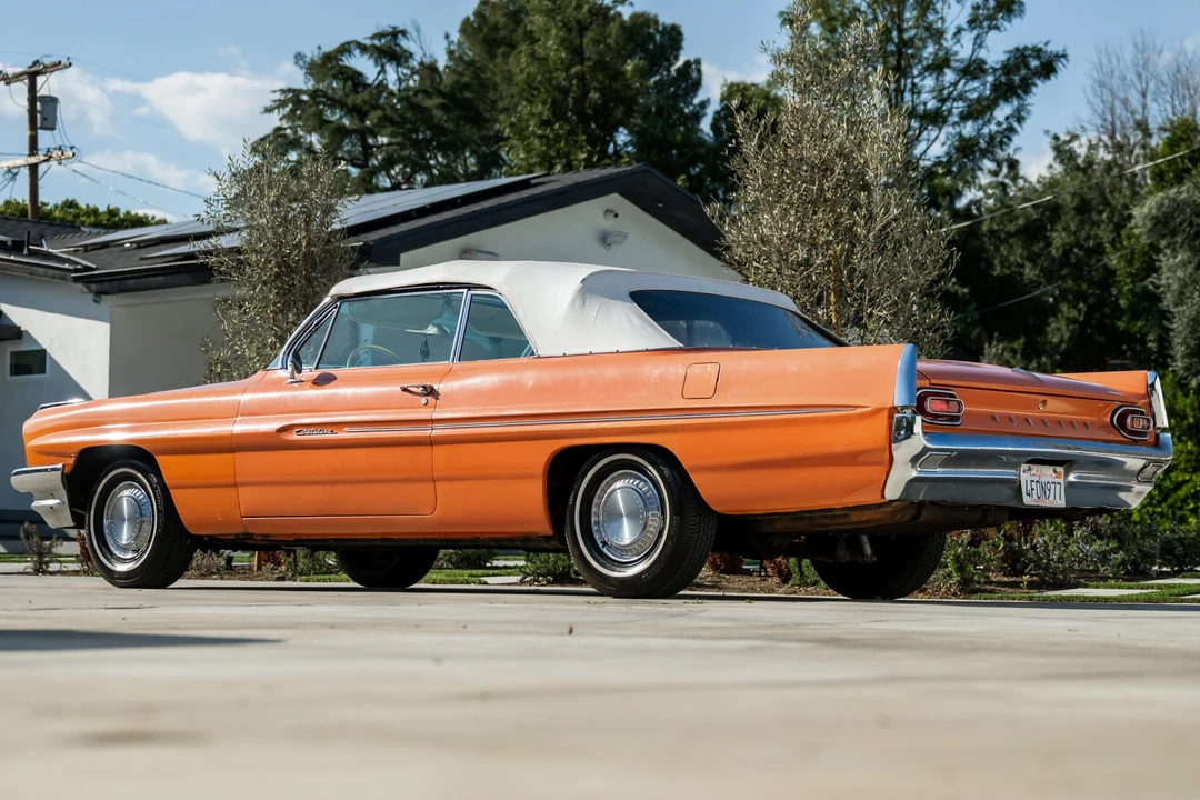 1961 Pontiac Catalina 3rd Gen - Image 14 of 31
