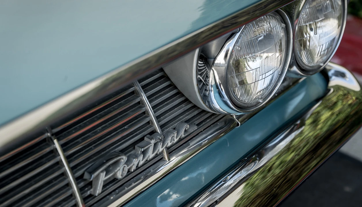 1961 Pontiac Catalina 3rd Gen - Image 17 of 31