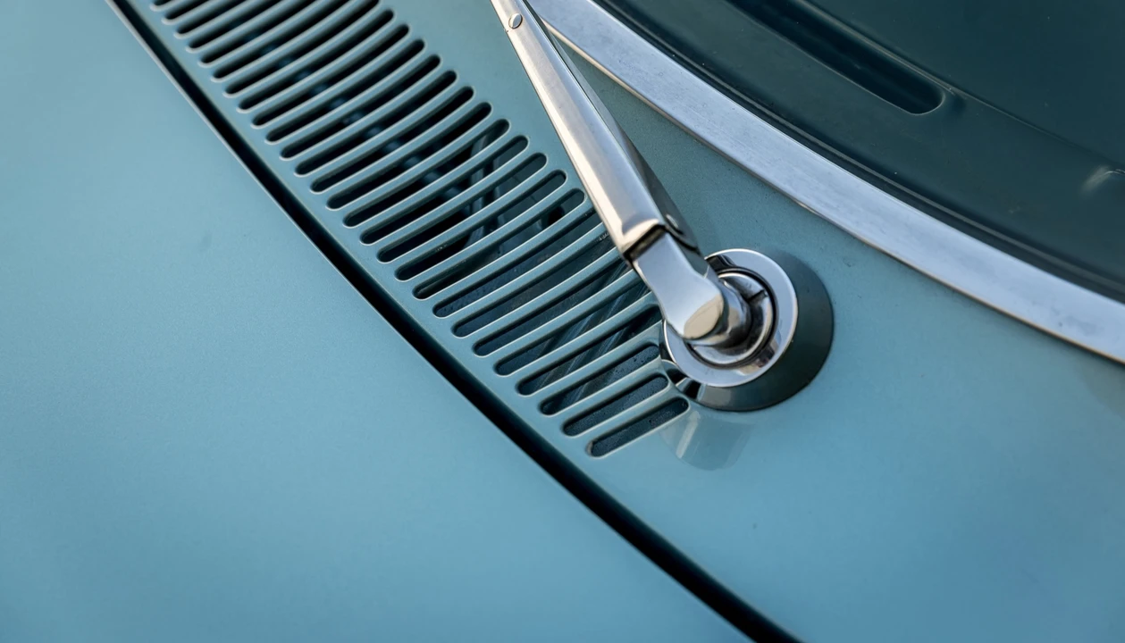 1961 Pontiac Catalina 3rd Gen - Image 21 of 31
