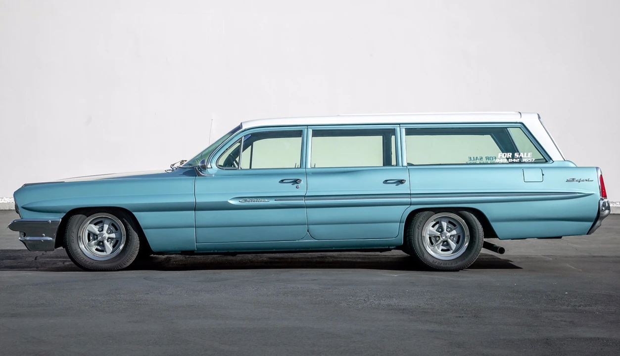 1961 Pontiac Catalina 3rd Gen - Image 3 of 31