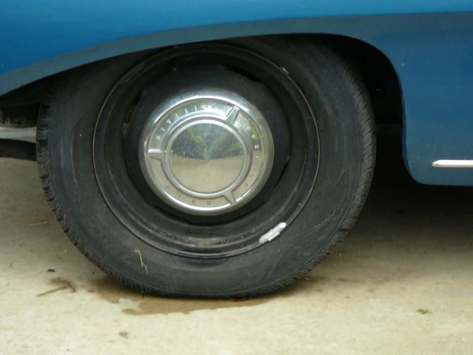 1961 Pontiac Tempest - Image 16 of 21