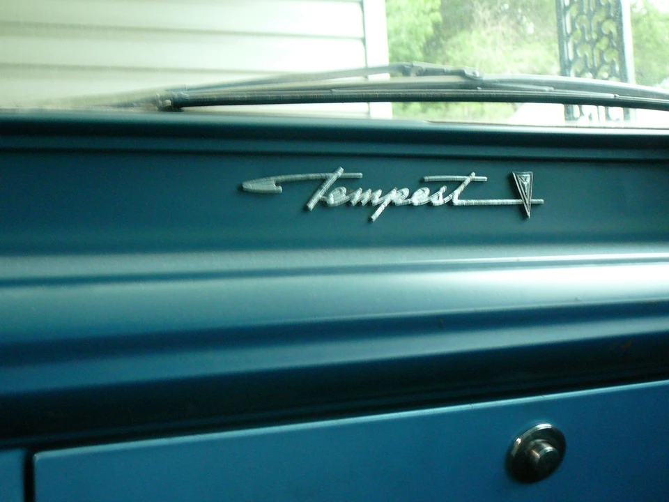 1961 Pontiac Tempest - Image 14 of 21