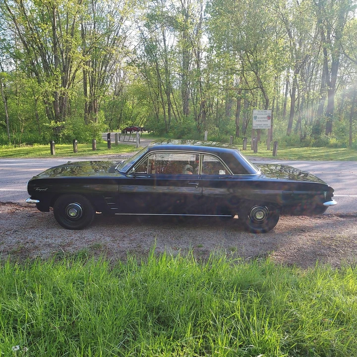 1961 Pontiac Tempest - Image 5 of 31