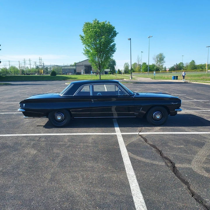 1961 Pontiac Tempest - Image 17 of 31