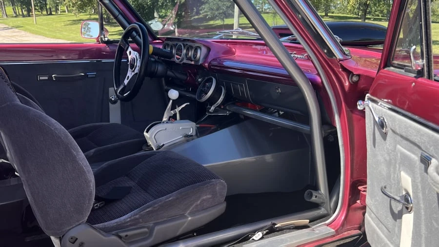 1961 Pontiac Tempest - Image 11 of 31