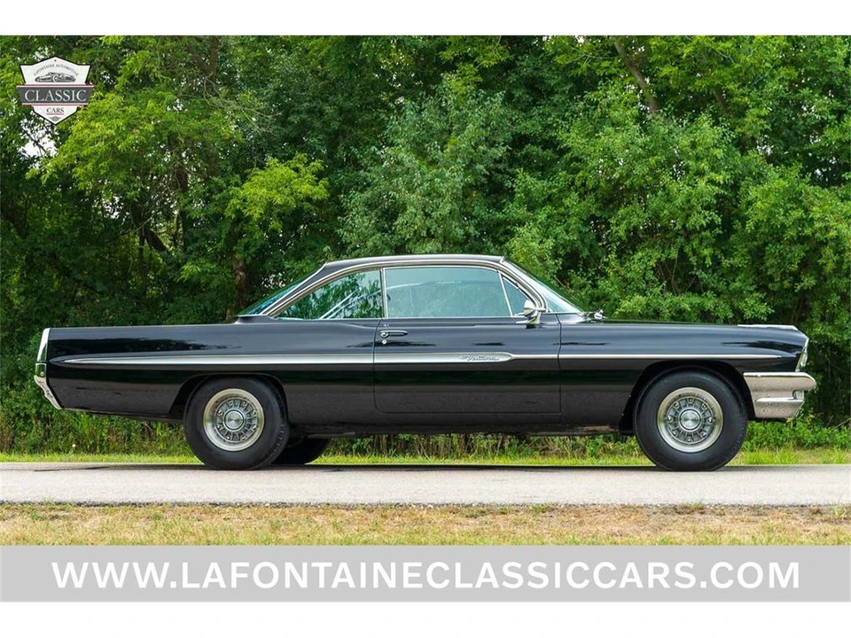 1961 Pontiac - Image 13 of 31