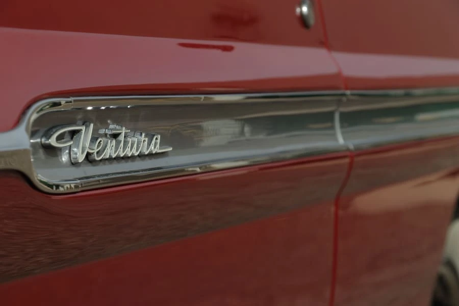 1961 Pontiac Catalina 3rd Gen - Image 23 of 31