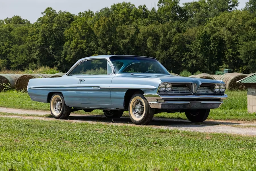 1961 Pontiac - Image 6 of 31