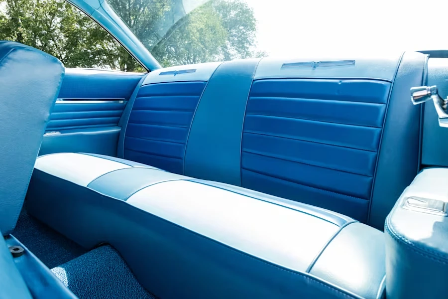 1961 Pontiac - Image 26 of 31