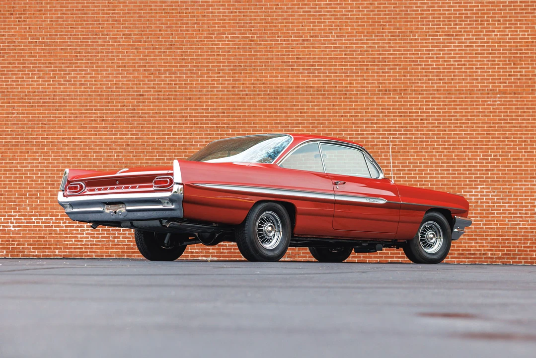1961 Pontiac - Image 11 of 31