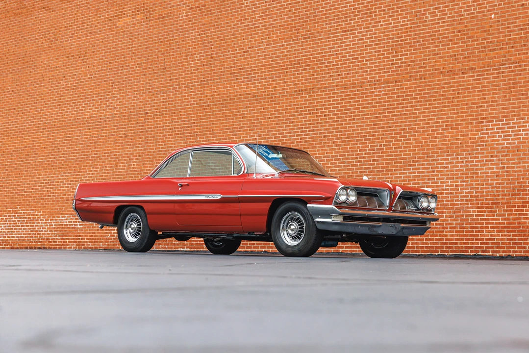 1961 Pontiac - Image 13 of 31