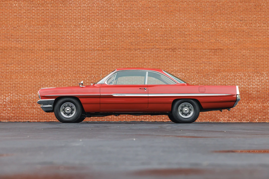 1961 Pontiac - Image 5 of 31