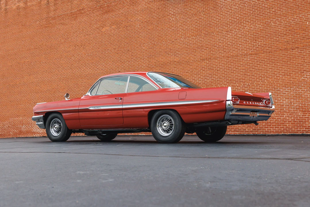 1961 Pontiac - Image 6 of 31