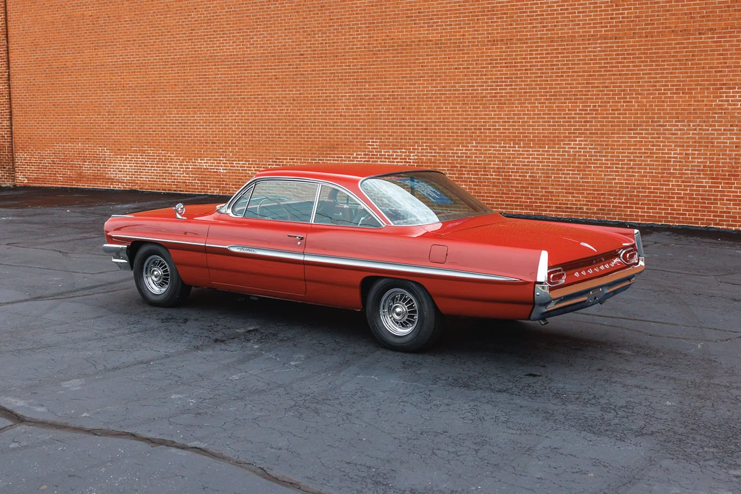 1961 Pontiac - Image 7 of 31