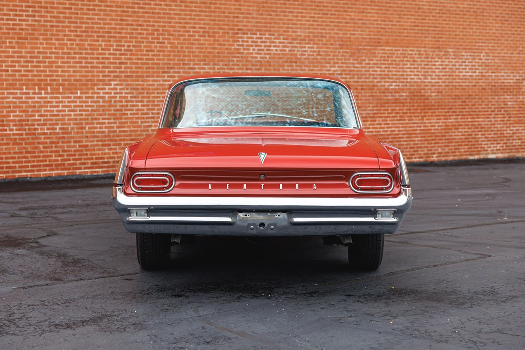 1961 Pontiac - Image 8 of 31