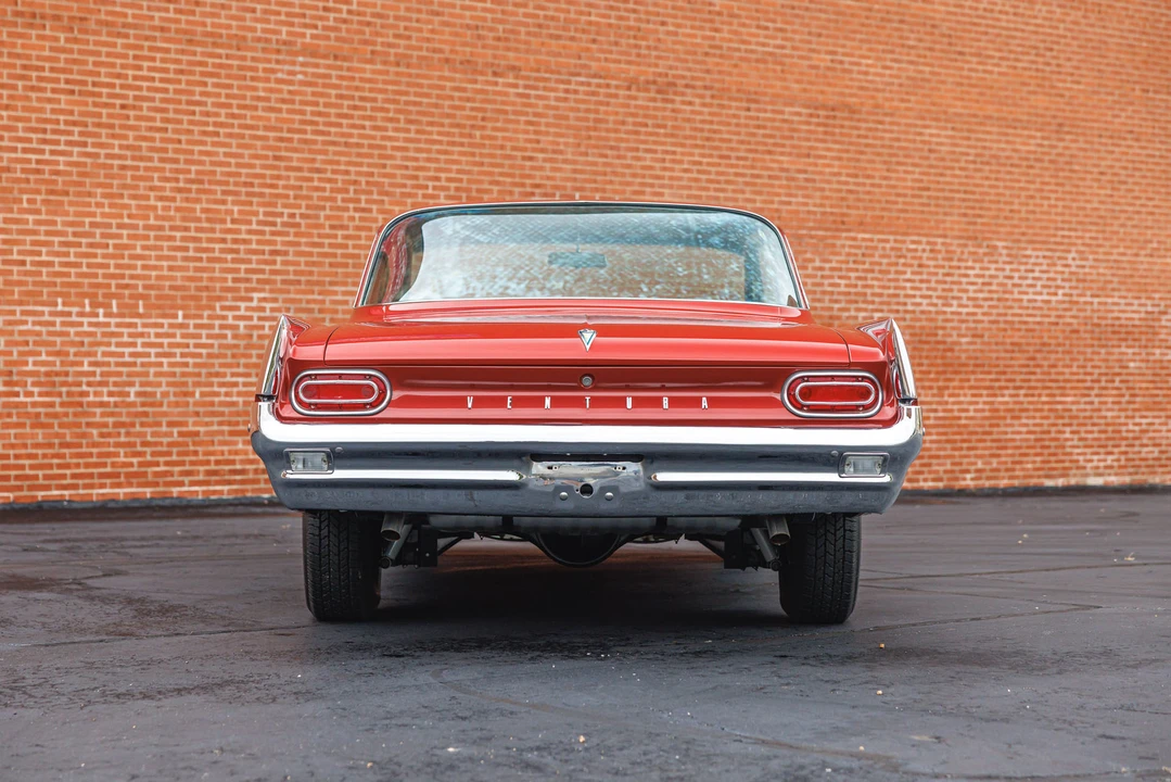 1961 Pontiac - Image 9 of 31