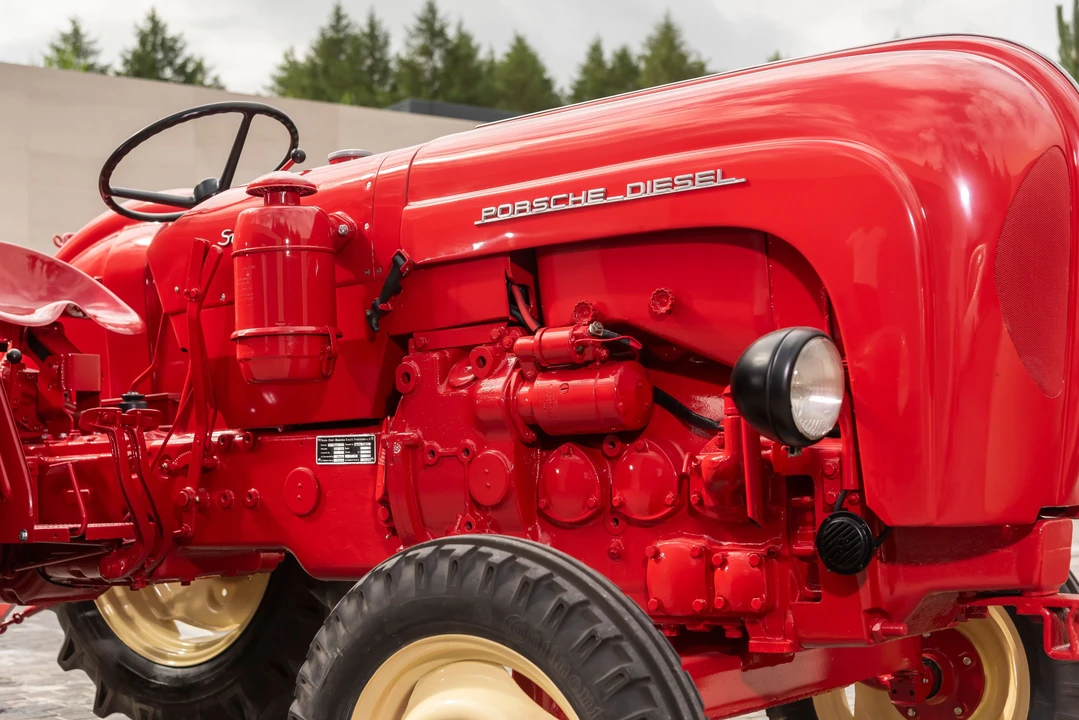 1961 Porsche Tractors - Image 21 of 31