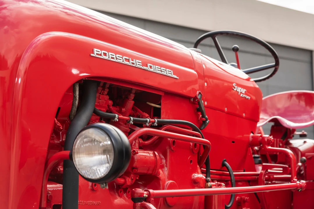 1961 Porsche Tractors - Image 8 of 31