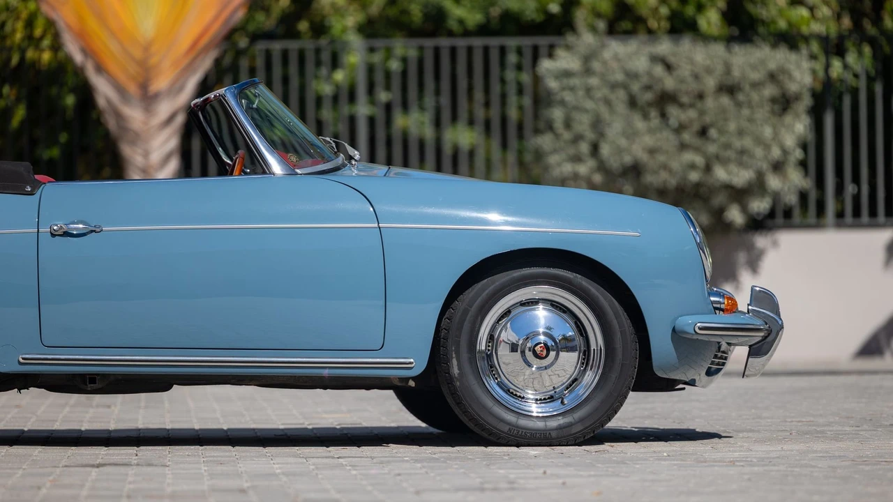 1961 Porsche 356 B - Image 14 of 31