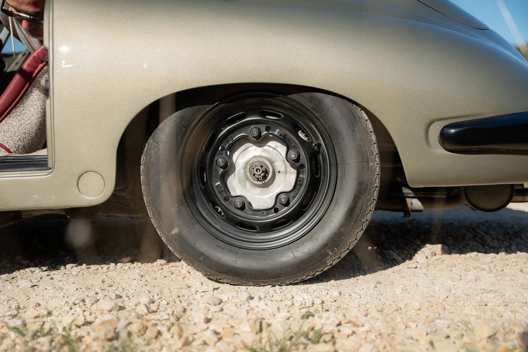1961 Porsche 356 B - Image 14 of 30