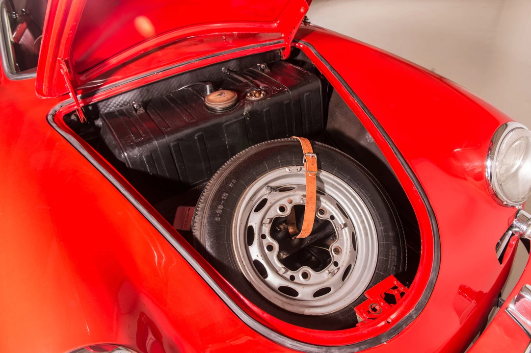 1961 Porsche 356 B - Image 4 of 12