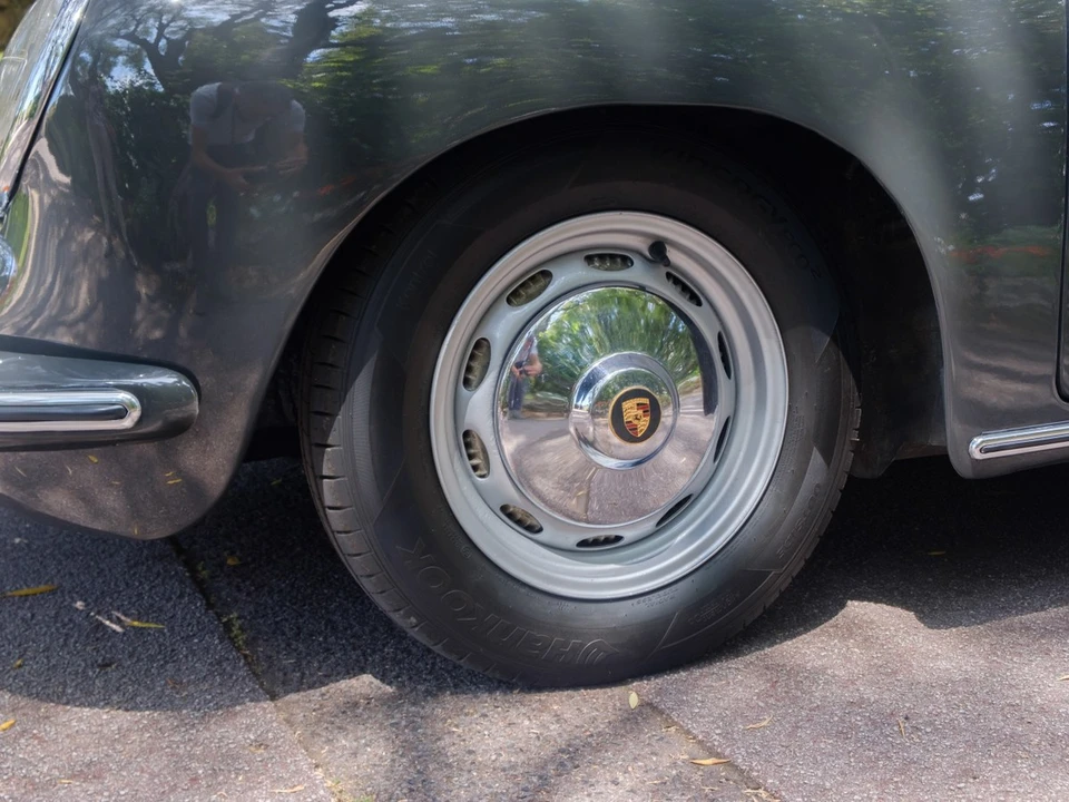 1961 Porsche 356 B - Image 10 of 30