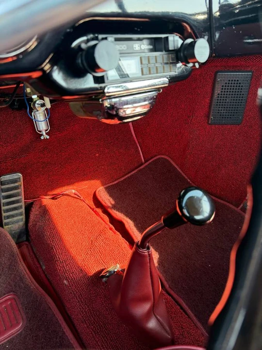 1961 Porsche 356 B - Image 11 of 21
