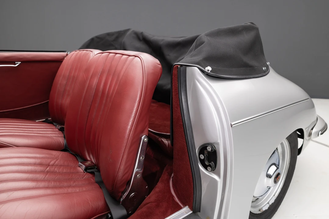 1961 Porsche 356 B - Image 16 of 31