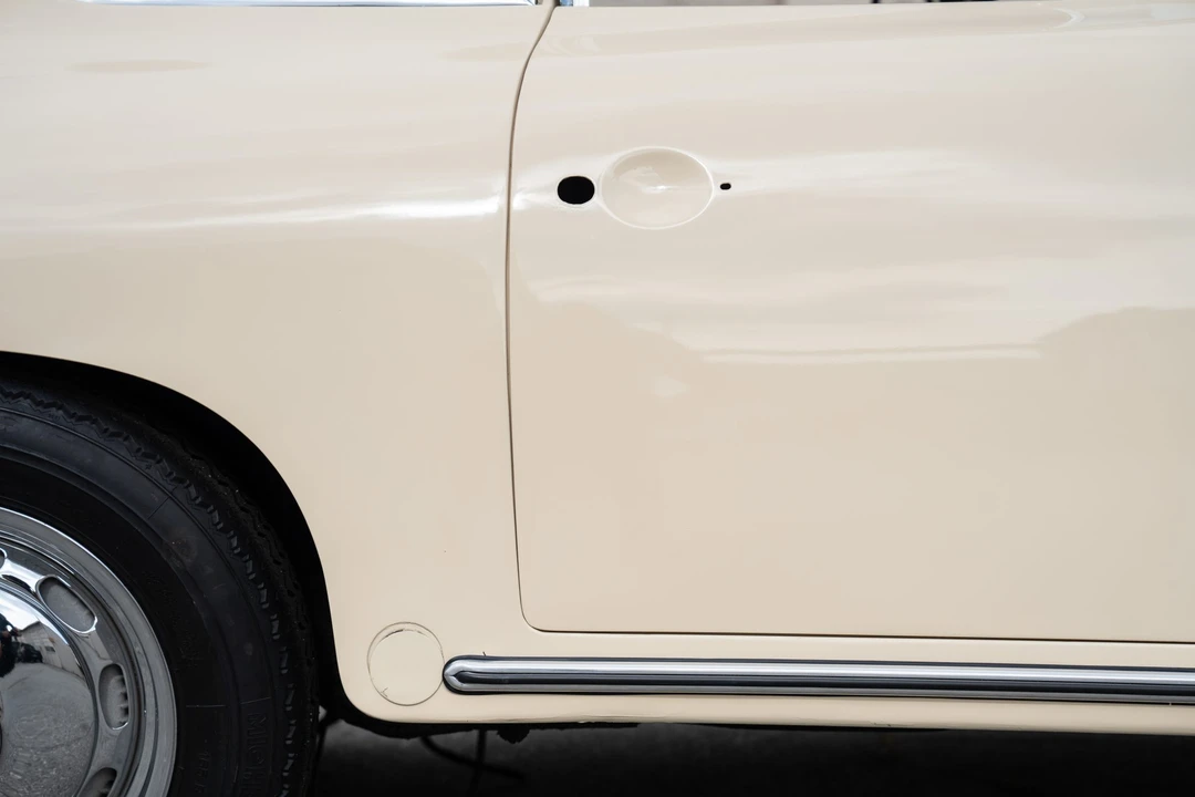 1961 Porsche 356 B - Image 10 of 31