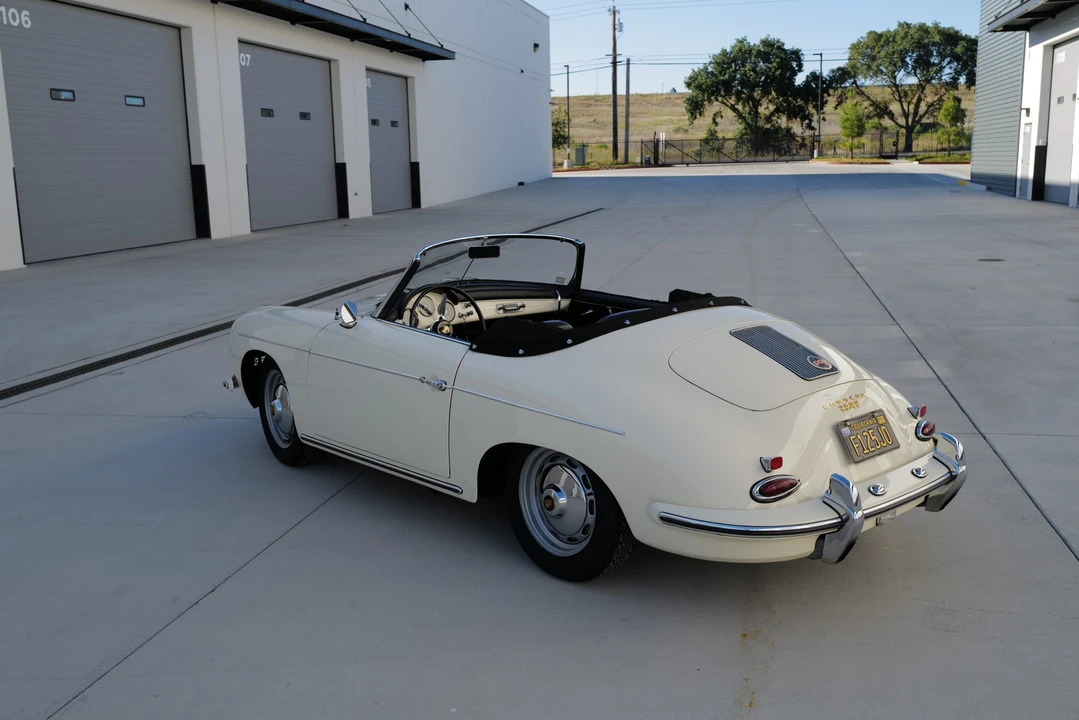 1961 Porsche 356 B - Image 9 of 31