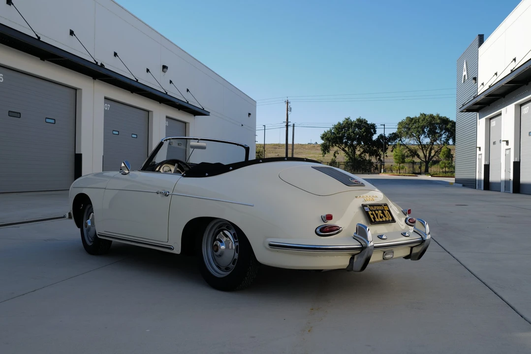 1961 Porsche 356 B - Image 8 of 31
