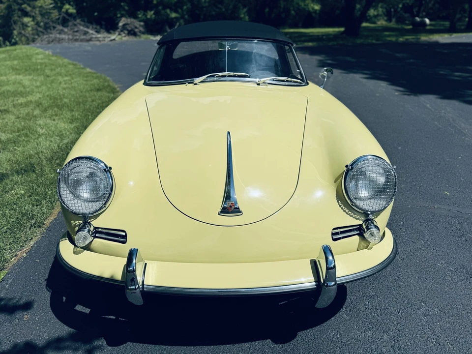 1961 Porsche 356 B - Image 8 of 31