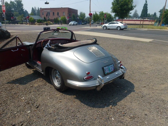 1961 Porsche 356 B - Image 9 of 31