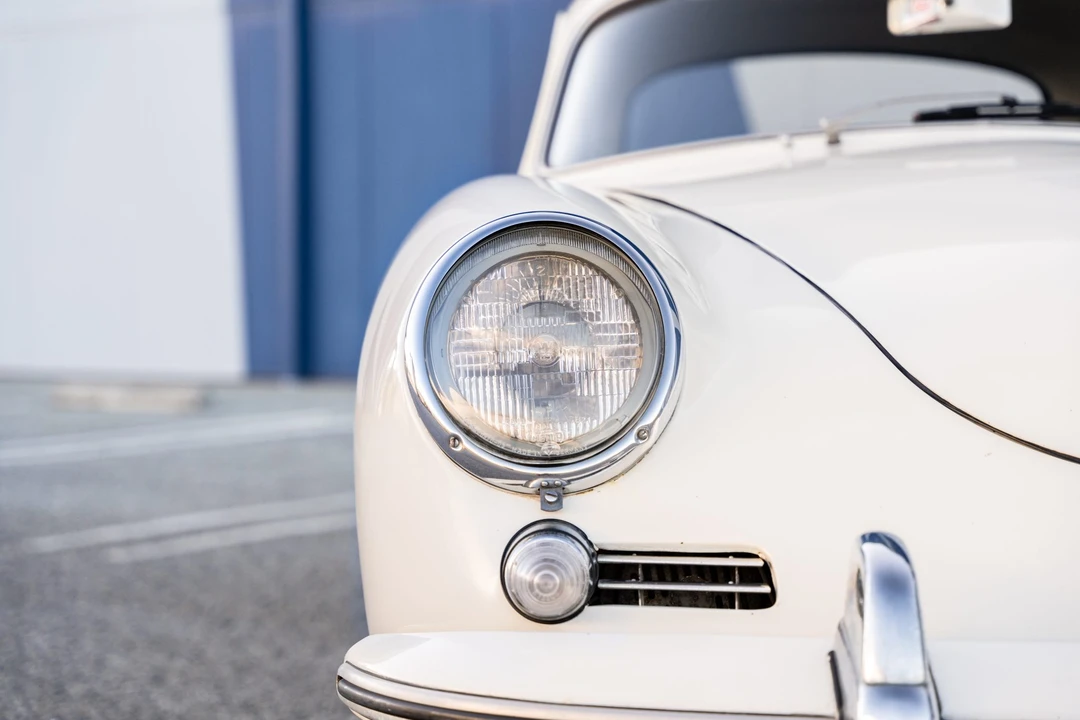 1961 Porsche 356 B - Image 16 of 31